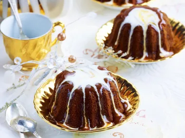 Individual sticky date puddings