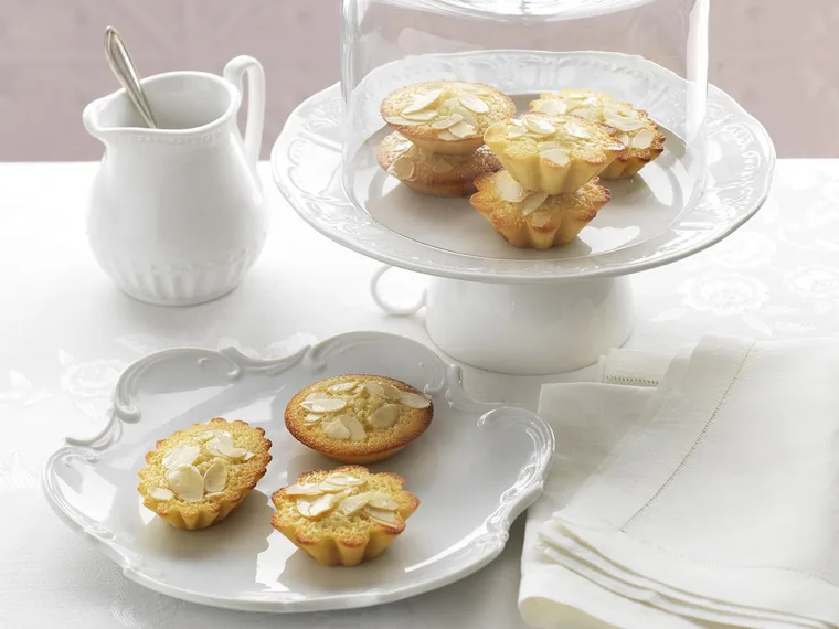 Orange blossom friands