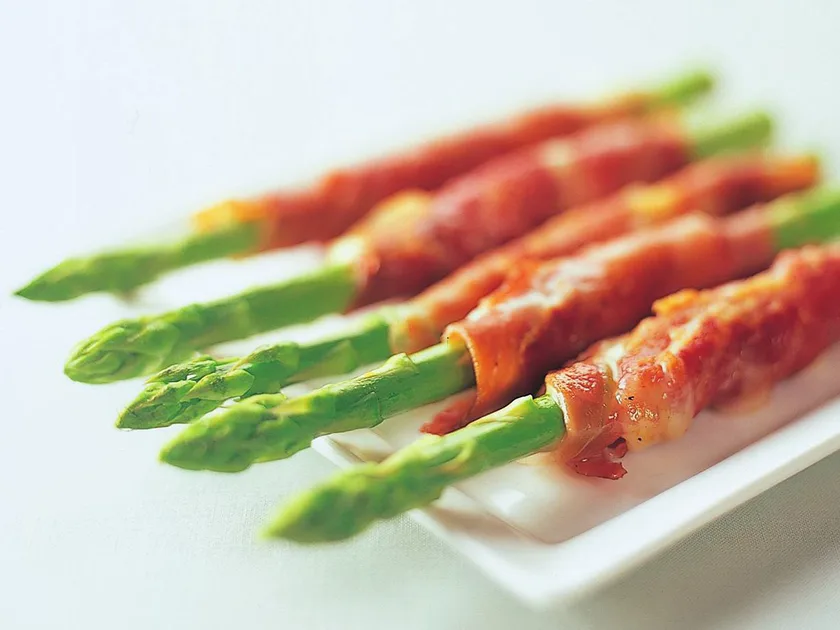 Prosciutto wrapped asparagus | Women's Weekly Food