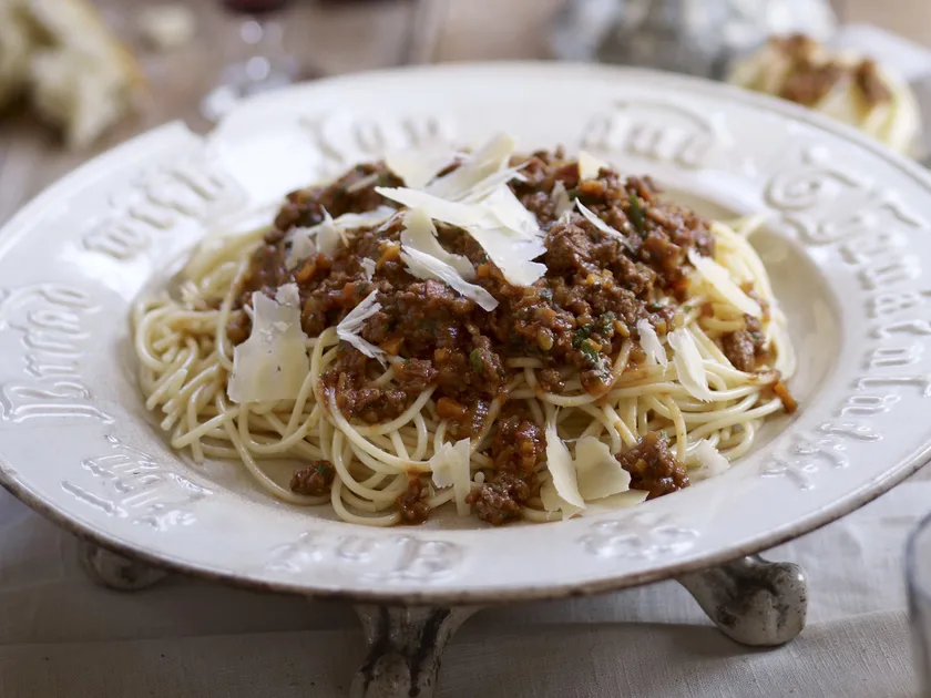 Spaghetti bolognese | Women's Weekly Food