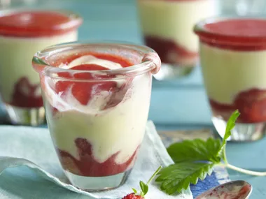 Strawberry tiramisu