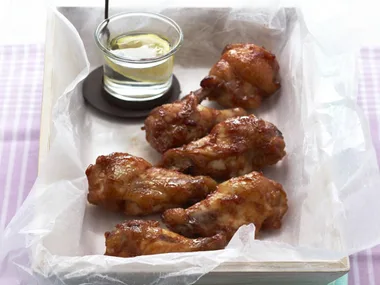 Sticky chicken drummettes