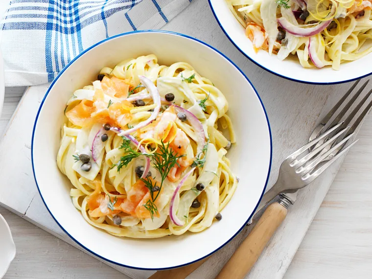 smoked salmon,fennel and dill pasta