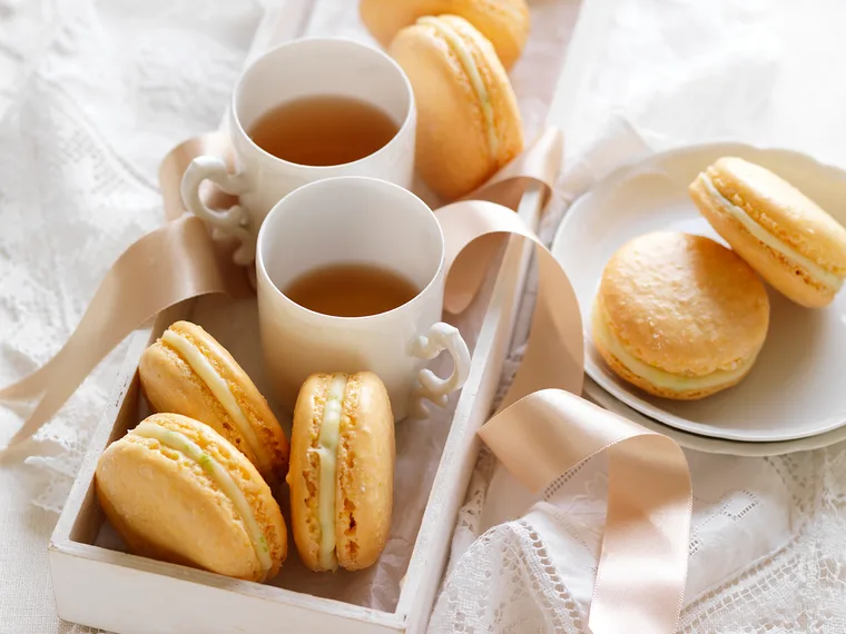 tropical french macaroons