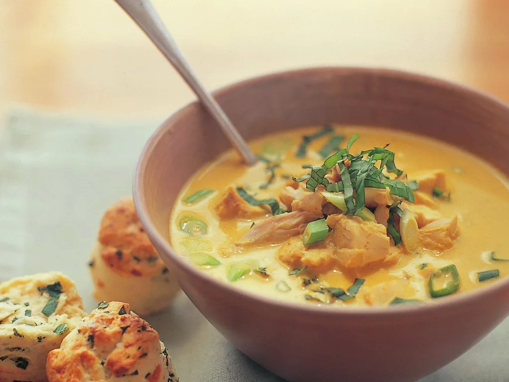 Thai-style pumpkin and chicken soup