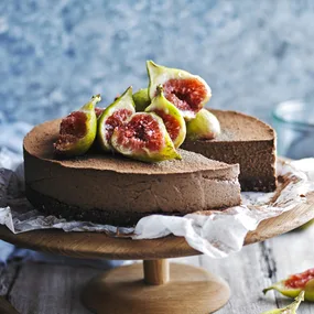 vegan chocolate cheesecake with figs