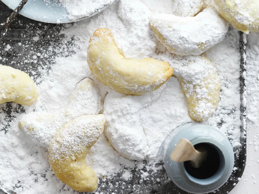 Greek almond crescents | Women's Weekly Food