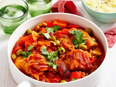 Spanish chicken and capsicum casserole