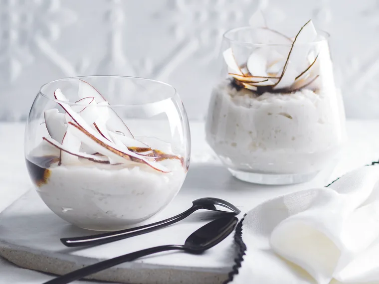 Coconut sago puddings