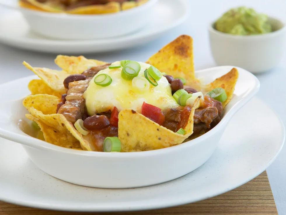 Beef mince nachos