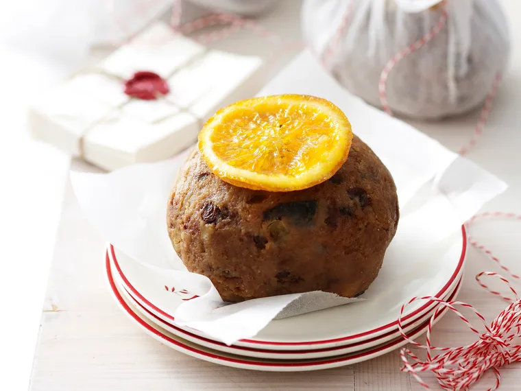 Mini boiled Christmas puddings