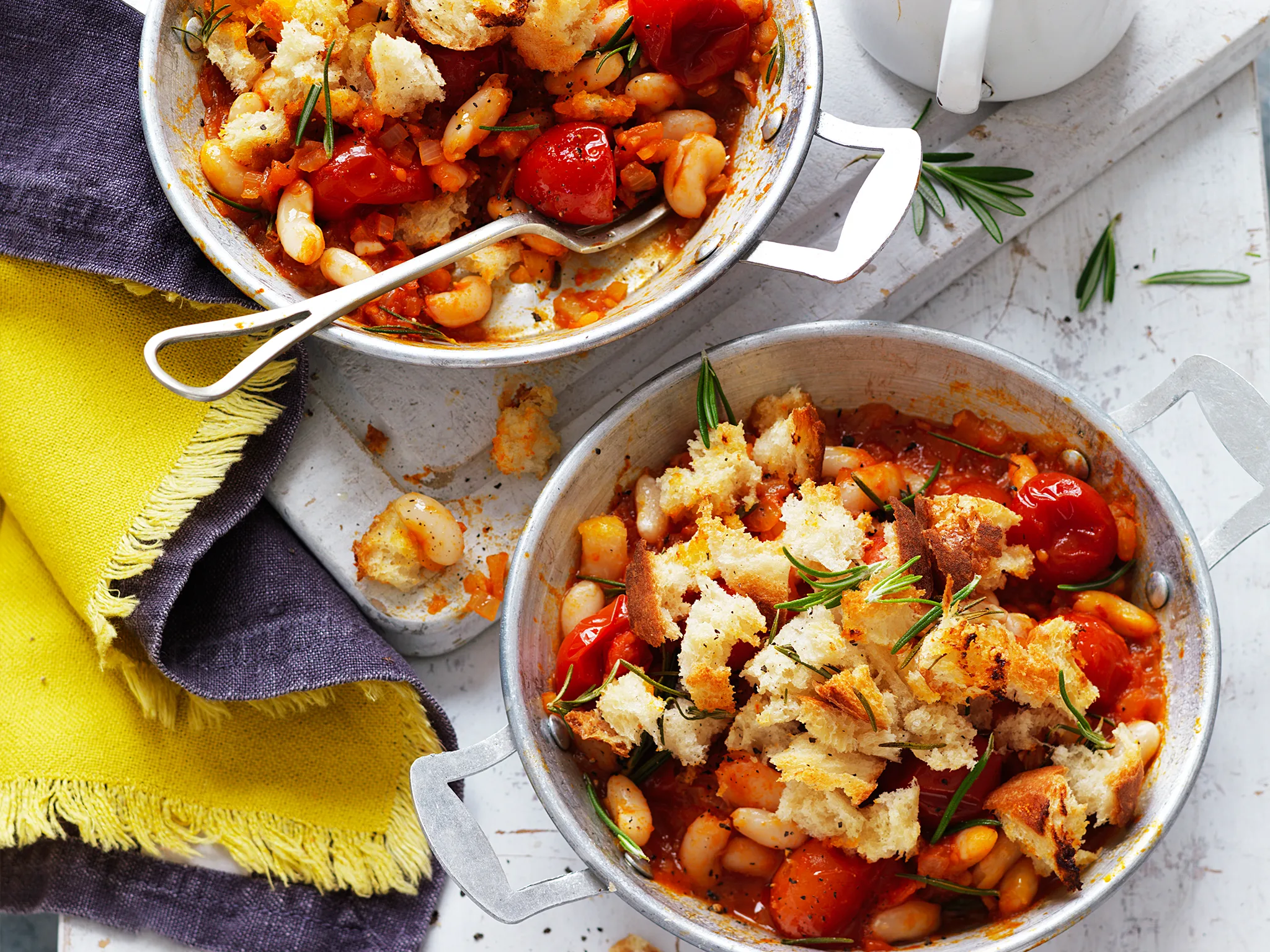 Baked beans and tomato pots with rosemary sourdough crumble-image