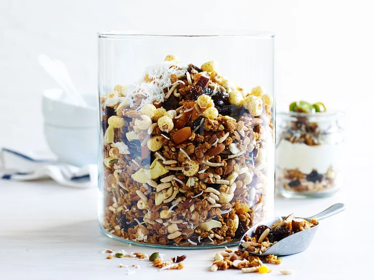 Roasted peanut butter muesli