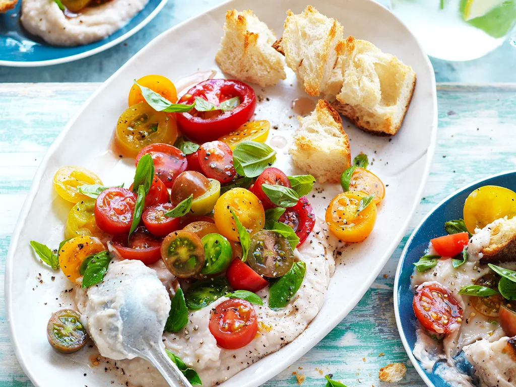 Tomato and white bean puree salad