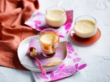 Baked lemon caramel custards