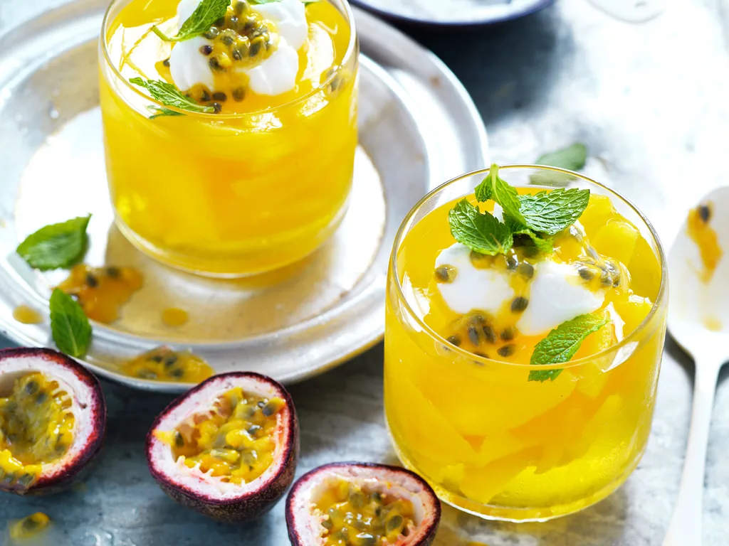 Tropical jelly with coconut yoghurt