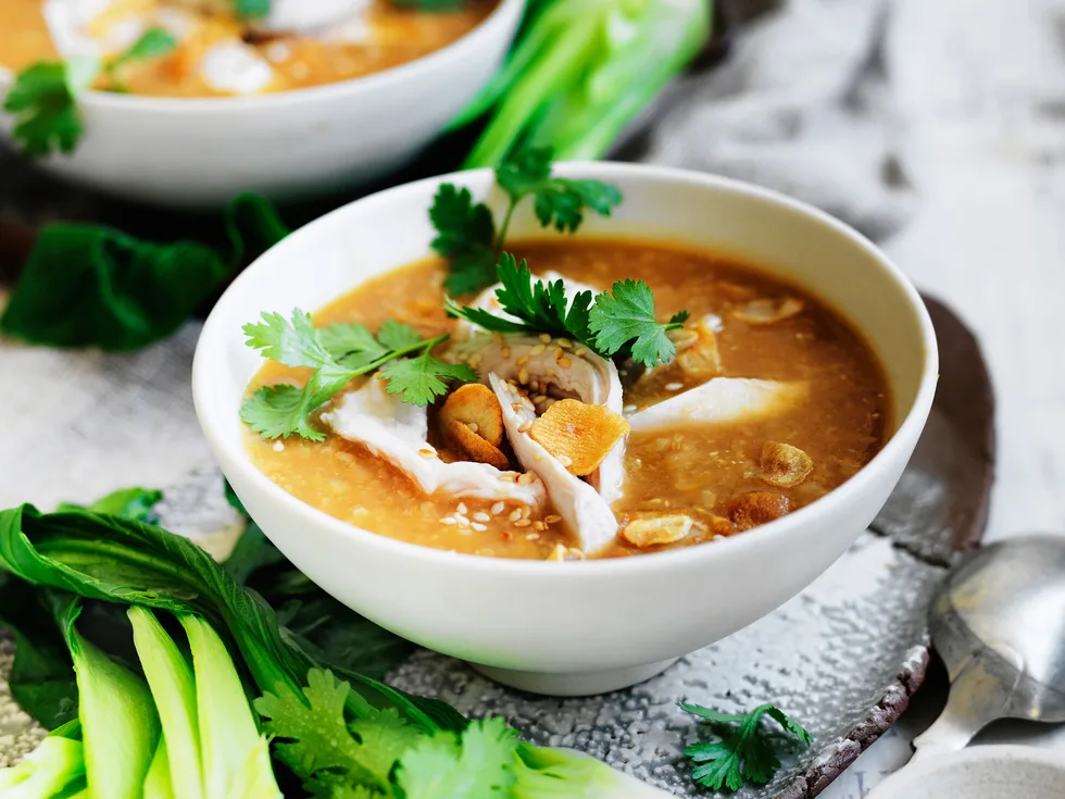 Brown rice congee with fried garlic