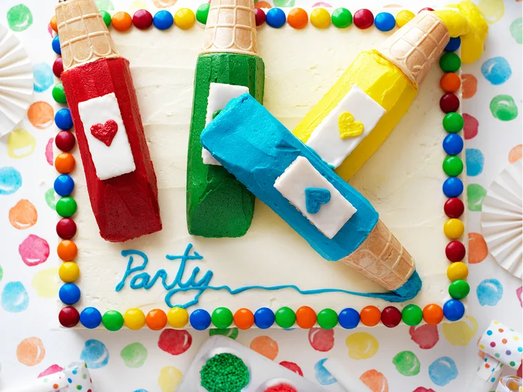 Young artist’s cake