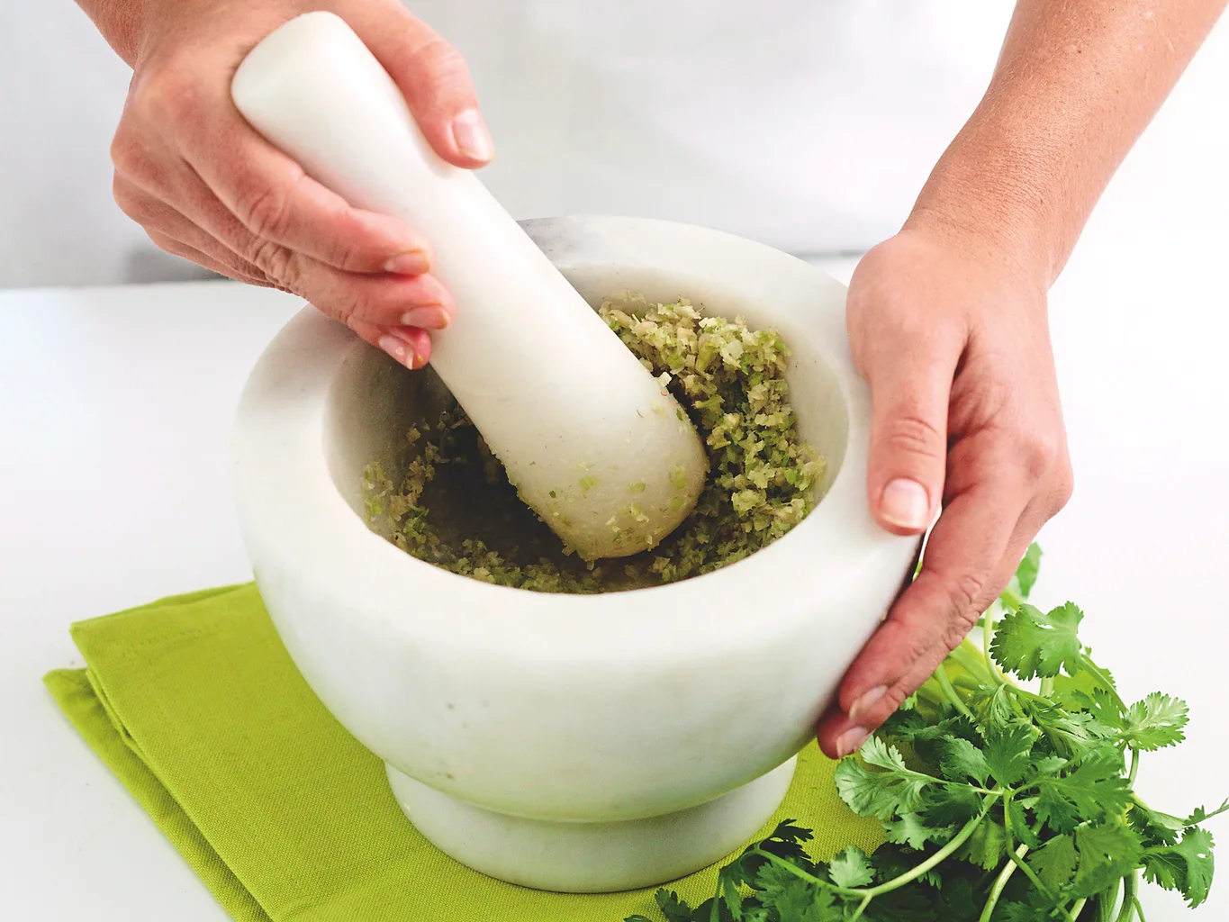 Herbs & Spices: How to Cook and Flavour Your Food Like a Pro