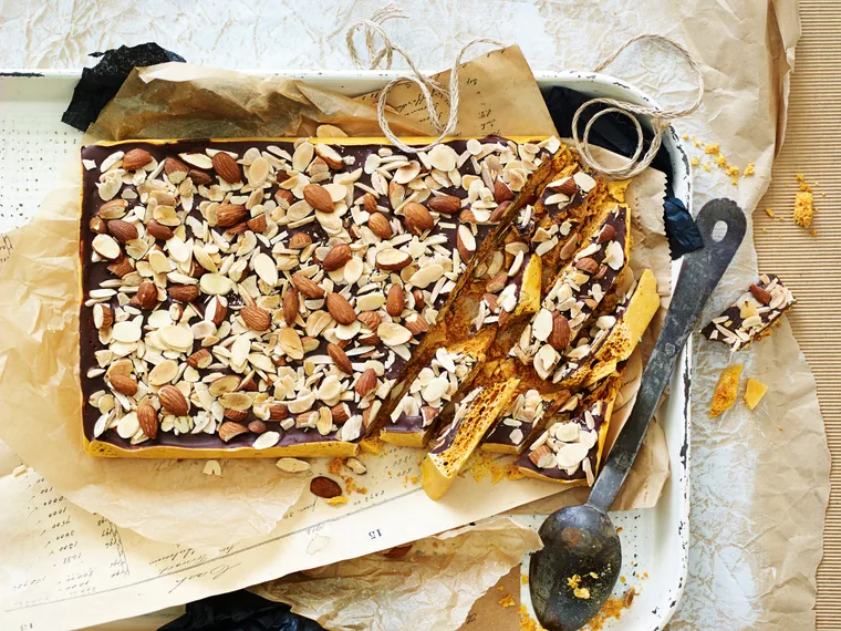 Chocolate almond honeycomb