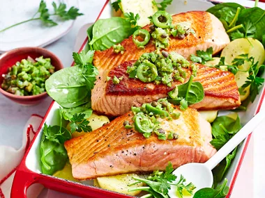 Delicious foods that help you get better sleep