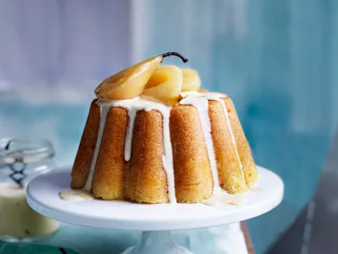 steamed vanilla pudding with poached pears