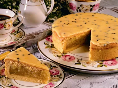 Women’s Weekly Vintage Edition: Apple Charlotte