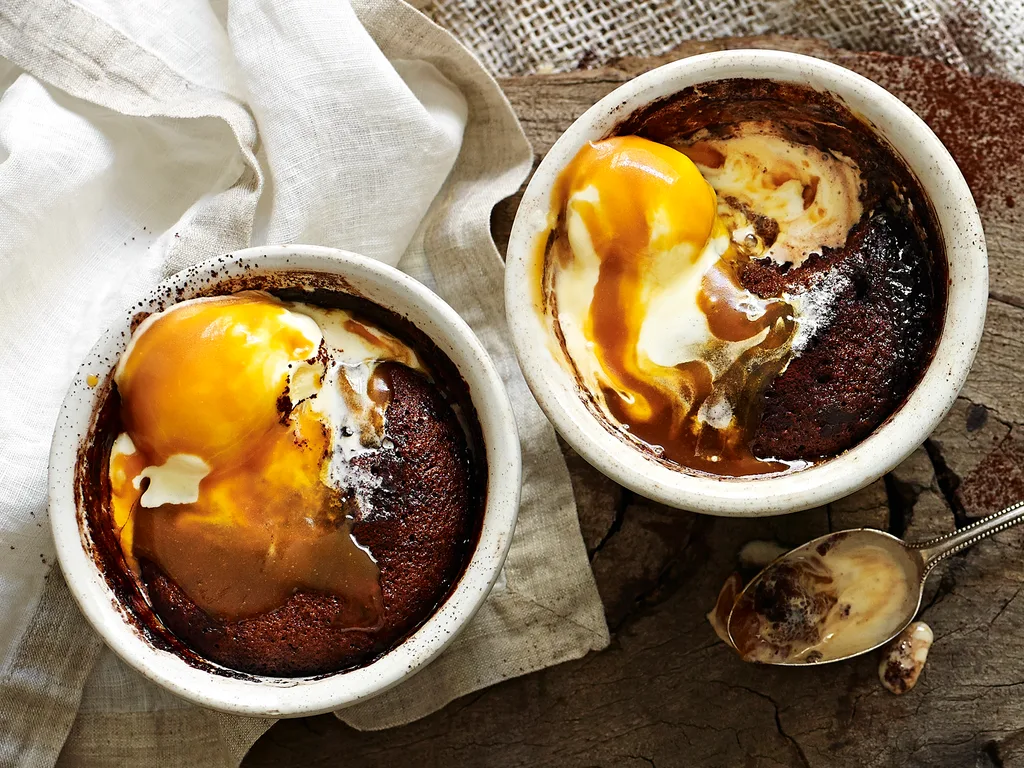 chocolate and caramel self-saucing puddings