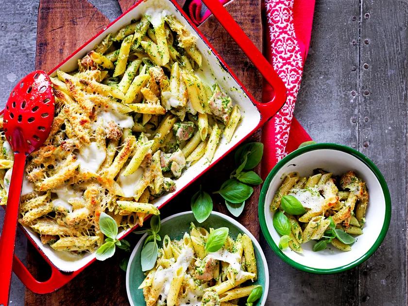 Chicken and pesto pasta bake | Women's Weekly Food