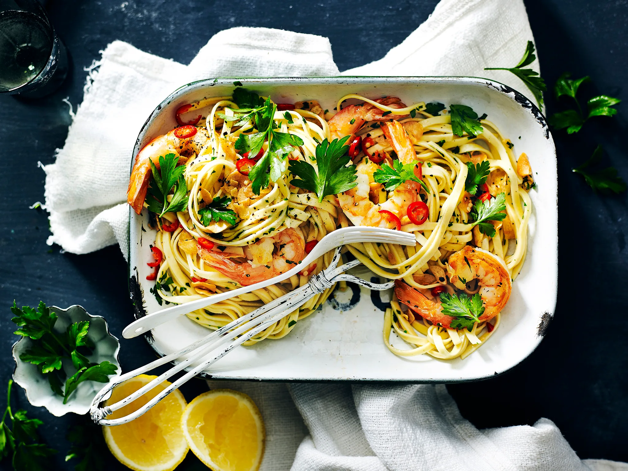 Linguine with garlic prawns
