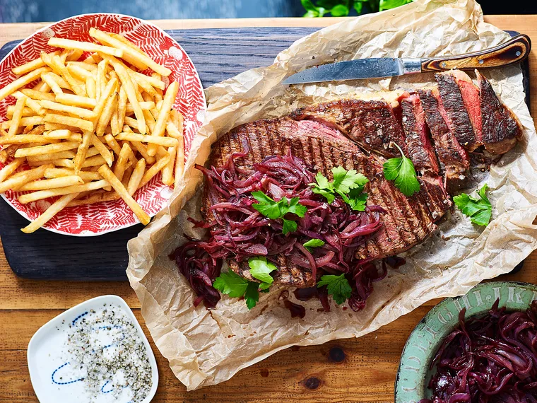 Guinness and lime rump steak with onion marmalade