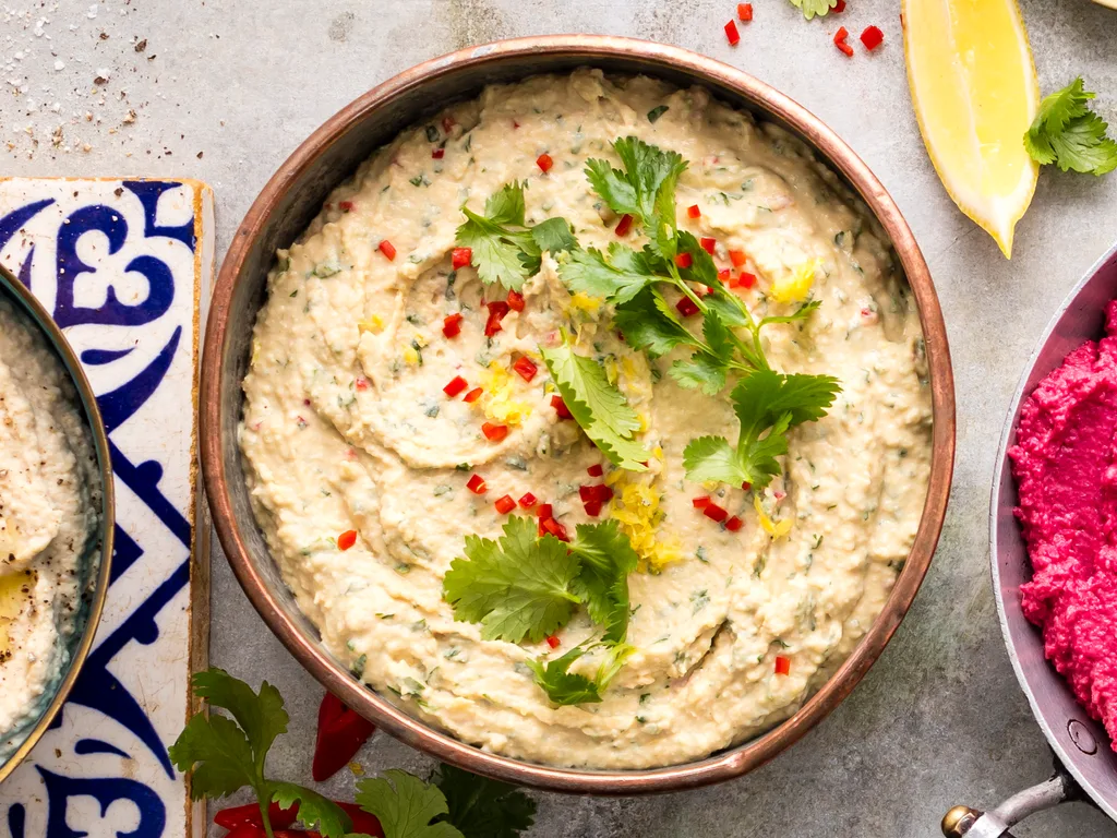 Coriander, lemon and chilli hummus