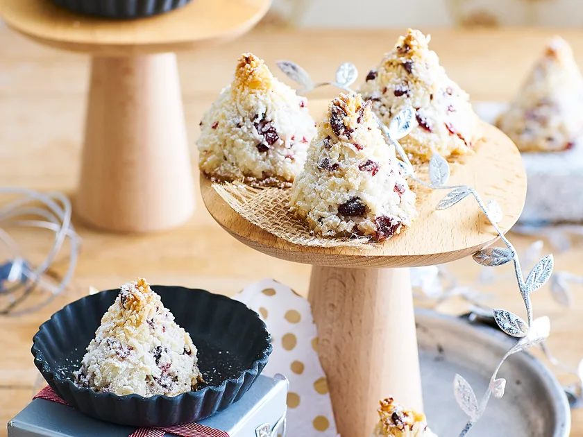 Cranberry coconut Christmas trees | Women's Weekly Food
