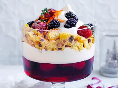 Panettone trifle with sparkling shiraz and berries