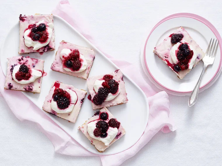 berry cheesecake slice recipe