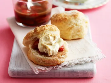 scone recipes and toppings