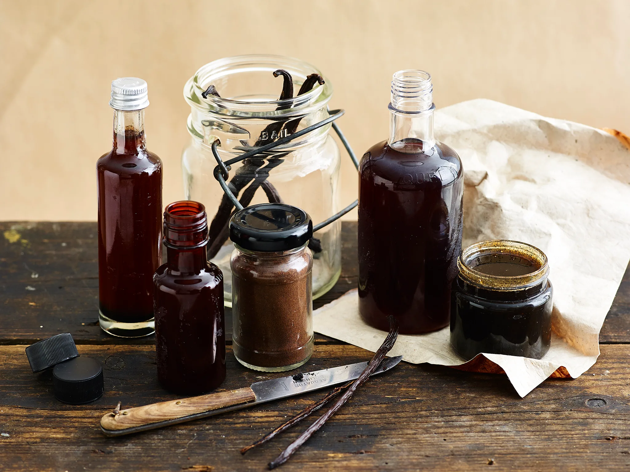 how to use vanilla beans and extracts