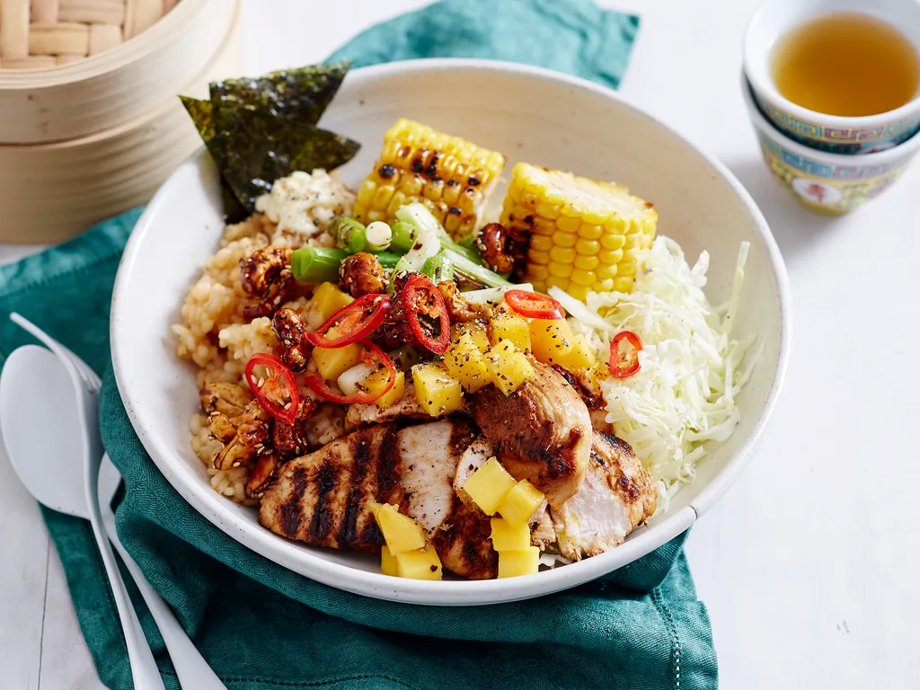 Charred chicken poke bowl