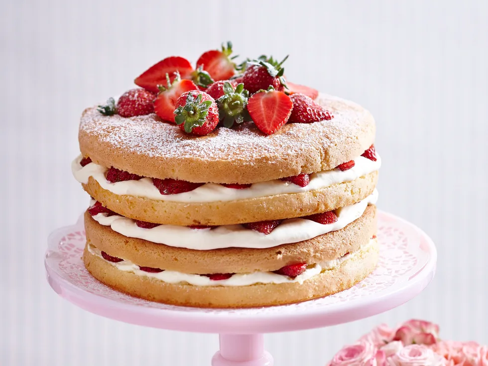 Strawberries and cream sponge cake