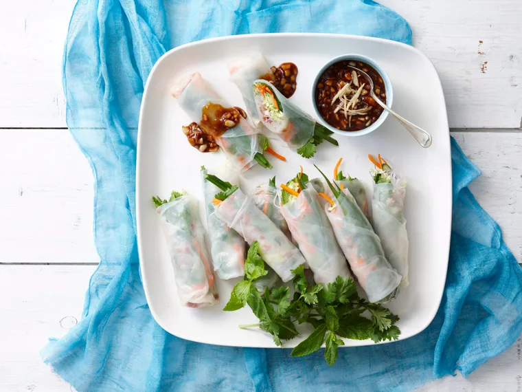 Vietnamese rice paper rolls