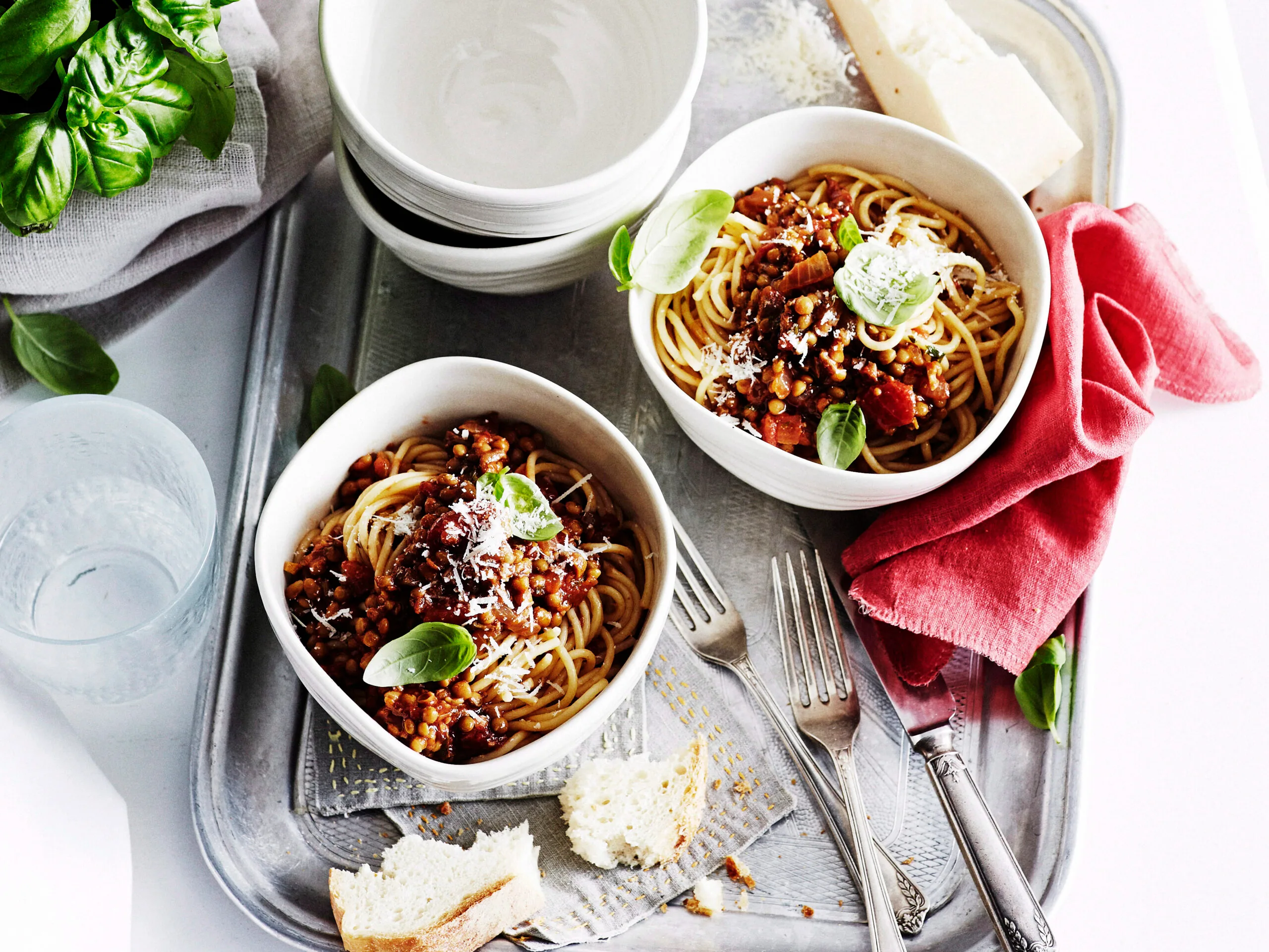 Pasta with mushrooms and lentils