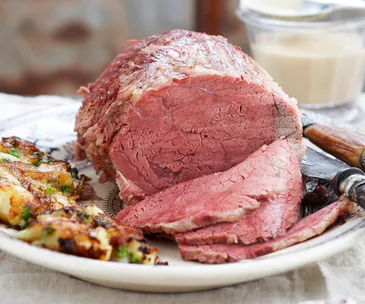Corned beef with mustard sauce