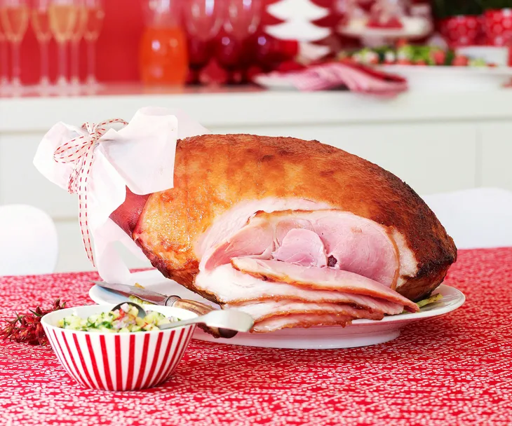 Julie Goodwin&rsquo;s pineapple glazed ham