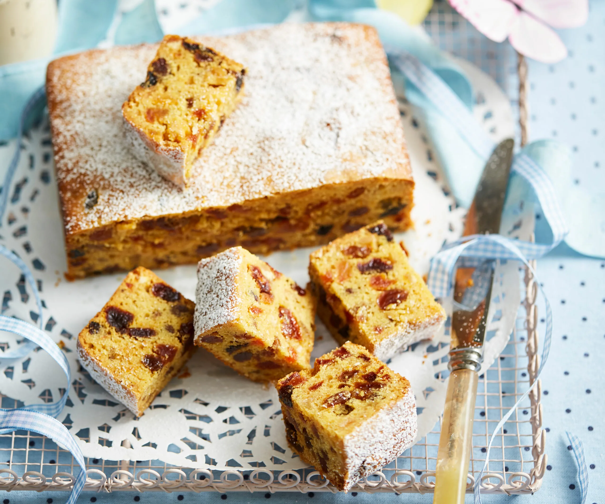 BOILED PASSIONFRUIT FRUIT CAKE
