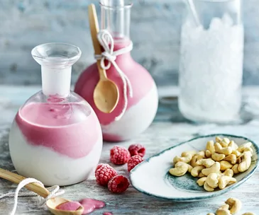 Coconut raspberry smoothie
