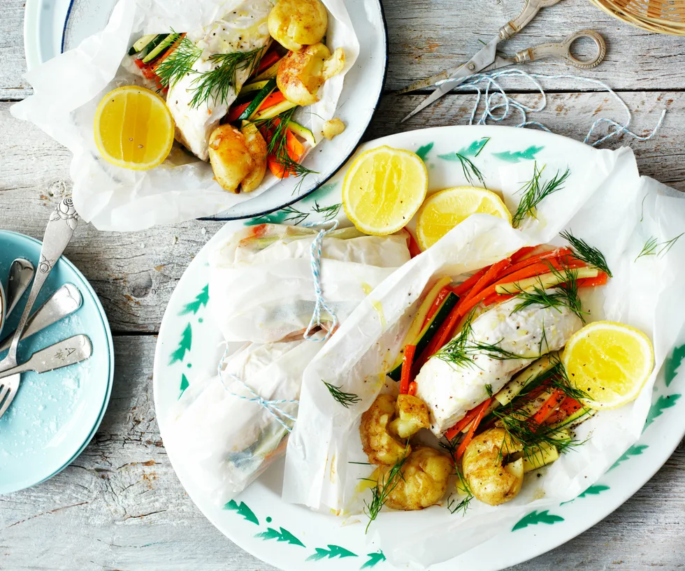 steamed fish and vegetable parcels