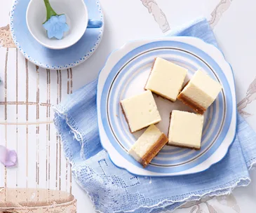 caramel cheesecake slice