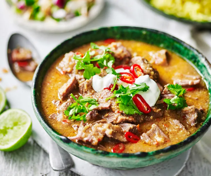 Beef curry recipe with turmeric rice