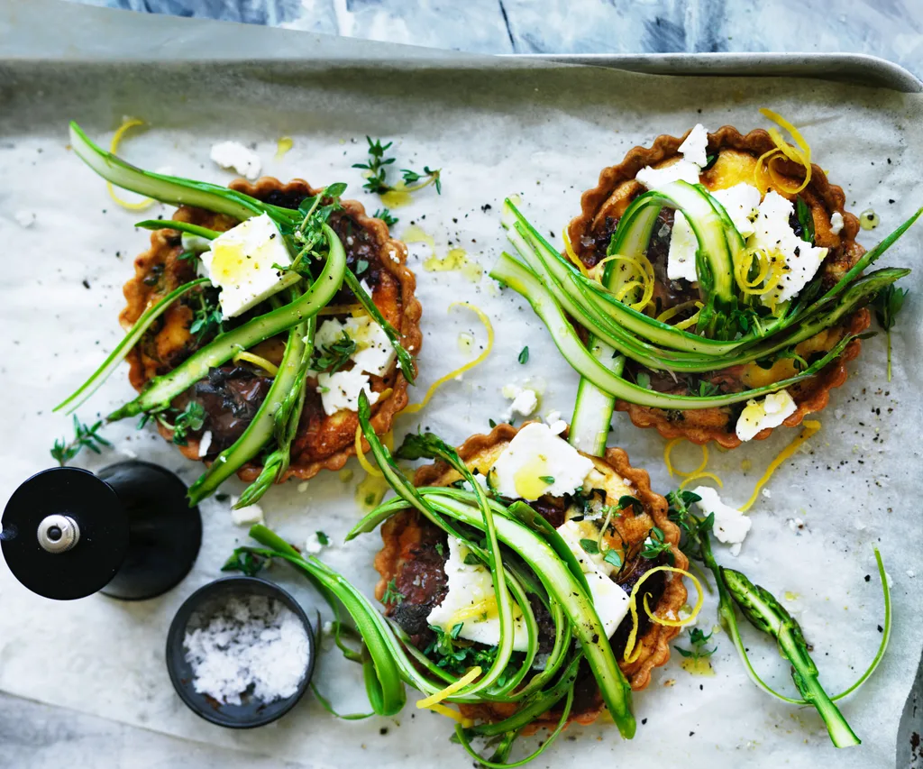 sun-dried tomato and asparagus tart