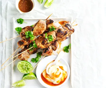 Pork skewers with sriracha aioli